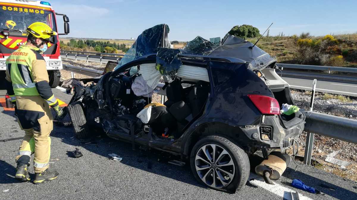 Grave accidente que deja dos muertos por un terrible despiste en Cuenca