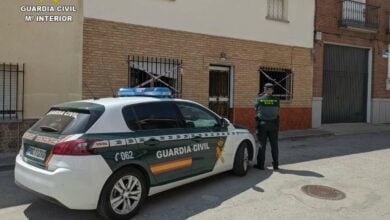 Guardia Civil rescata a un hombre en el incendio de su vivienda en Toledo