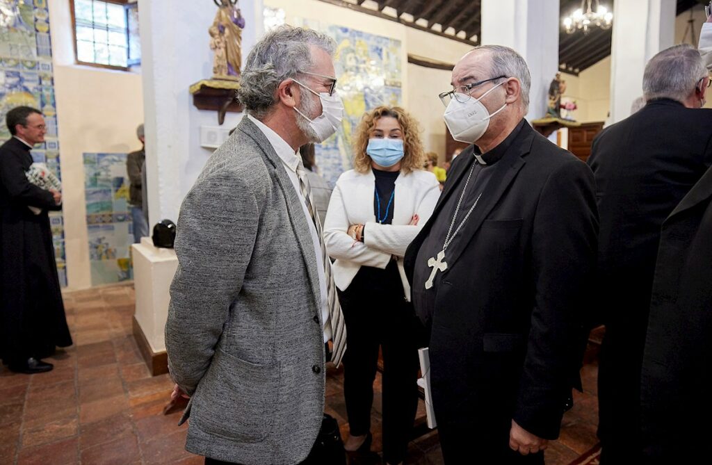 El arzobispo inaugura azulejería restaurada en ermita Piedraescrita (Toledo)