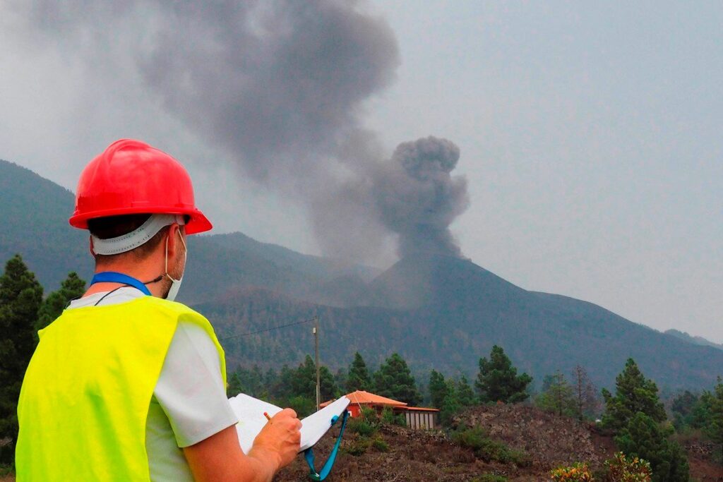 El trabajo de los científicos clave en la crisis del volcán de La Palma