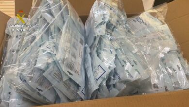 La Guardia Civil interviene casi 500 test de antígenos que se vendían irregularmente en dos ferreterías de Esquivias y Pantoja