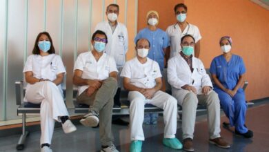 Una paciente recupera la sensibilidad corneal gracias a una compleja cirugía multidisciplinar realizada en el Hospital Mancha Centro