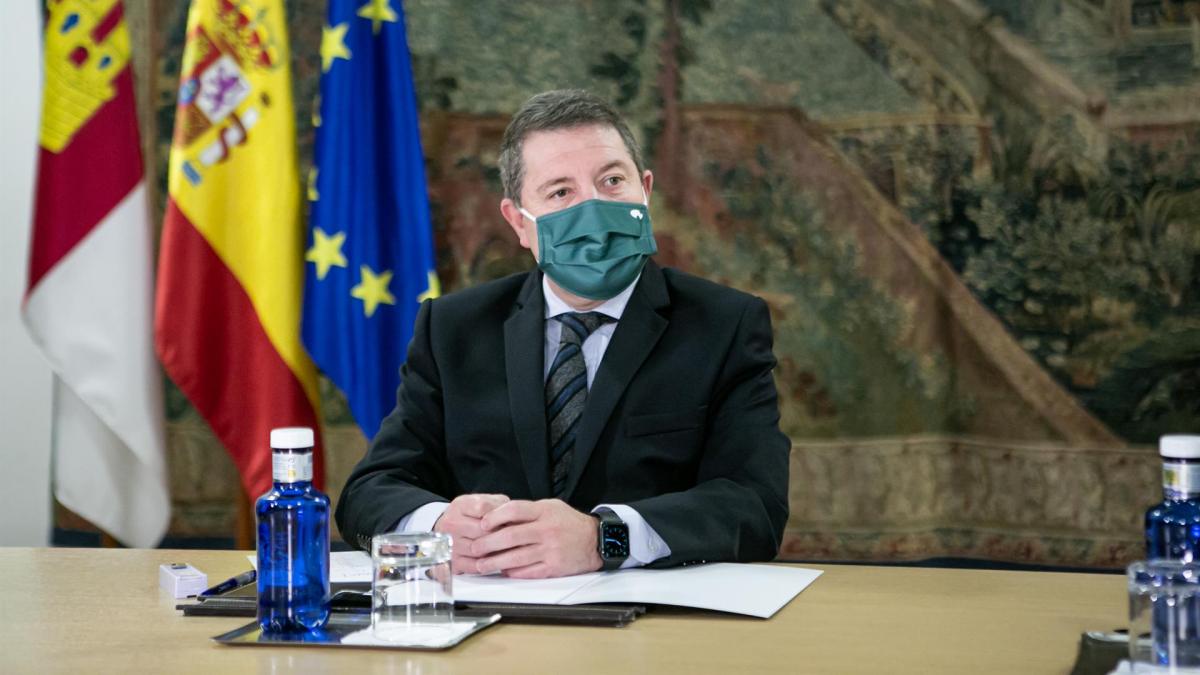 El presidente de Castilla-La Mancha, Emiliano García-Page, en la reunión de la Comisión de Salud Pública y Vacunación / JCCM