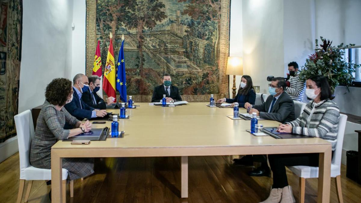 Comisión de Salud Pública y Vacunación en el Palacio de Fuensalida, en Toledo / JCCM