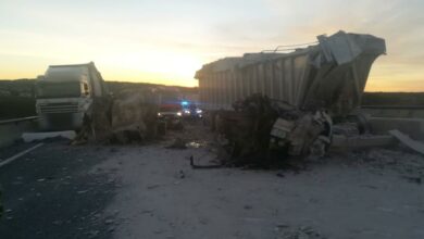 Choque entre dos camiones, Tébar, Cuenca / Foto: Bomberos Prov. Cuenca