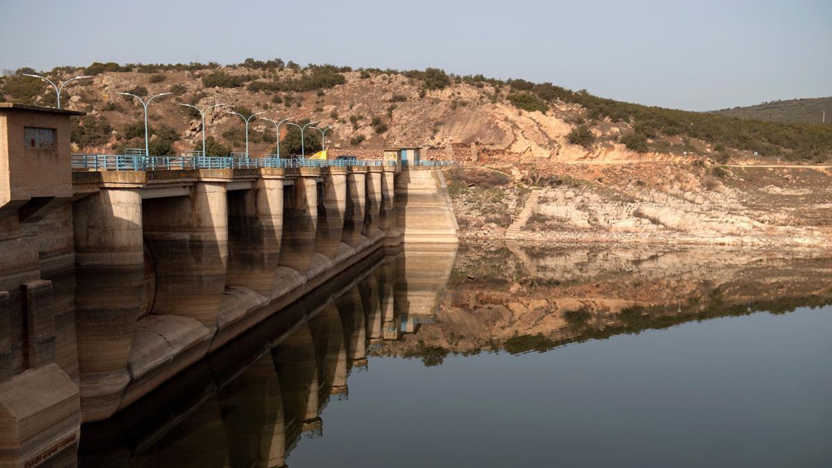 Vista del embalse de El Vicario, en Ciudad Real / Efe