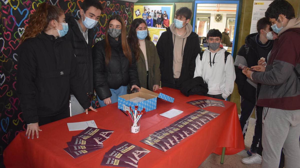 Entregan guías con 'Consejos para tener una relación sana' en los centros educativos de Ciudad Real / Ayto. Ciudad Real