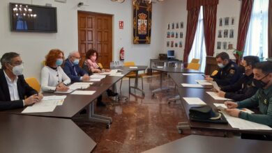 La subdelegada del Gobierno preside la reunión de coordinación del Plan Director del curso 2021-2022