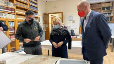 Cuatro documentos históricos del Reino de Murcia parten a Toledo a la exposición sobre la figura de Alfonso X 'El Sabio' / Ayuntamiento de Murcia