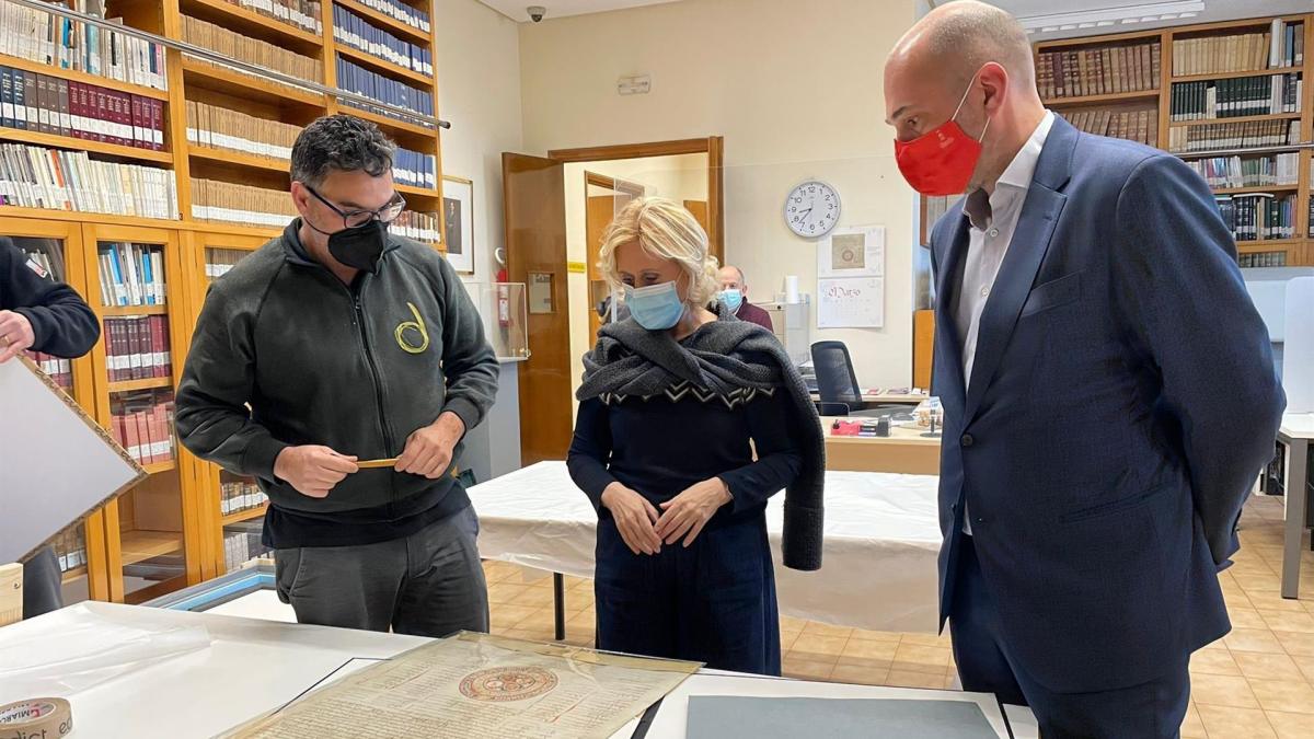Cuatro documentos históricos del Reino de Murcia parten a Toledo a la exposición sobre la figura de Alfonso X 'El Sabio' / Ayuntamiento de Murcia