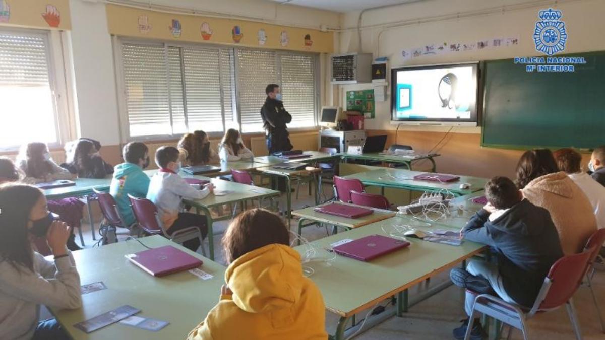 Policía Nacional impartirá charlas bilingües sobre convivencia, seguridad y bullying en colegios de Ciudad Real