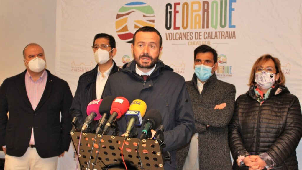 El Gobierno regional apoya la candidatura del Geoparque ‘Volcanes de Calatrava’ para que la UNESCO lo incluya en la Red Mundial de Geoparques / JCCM