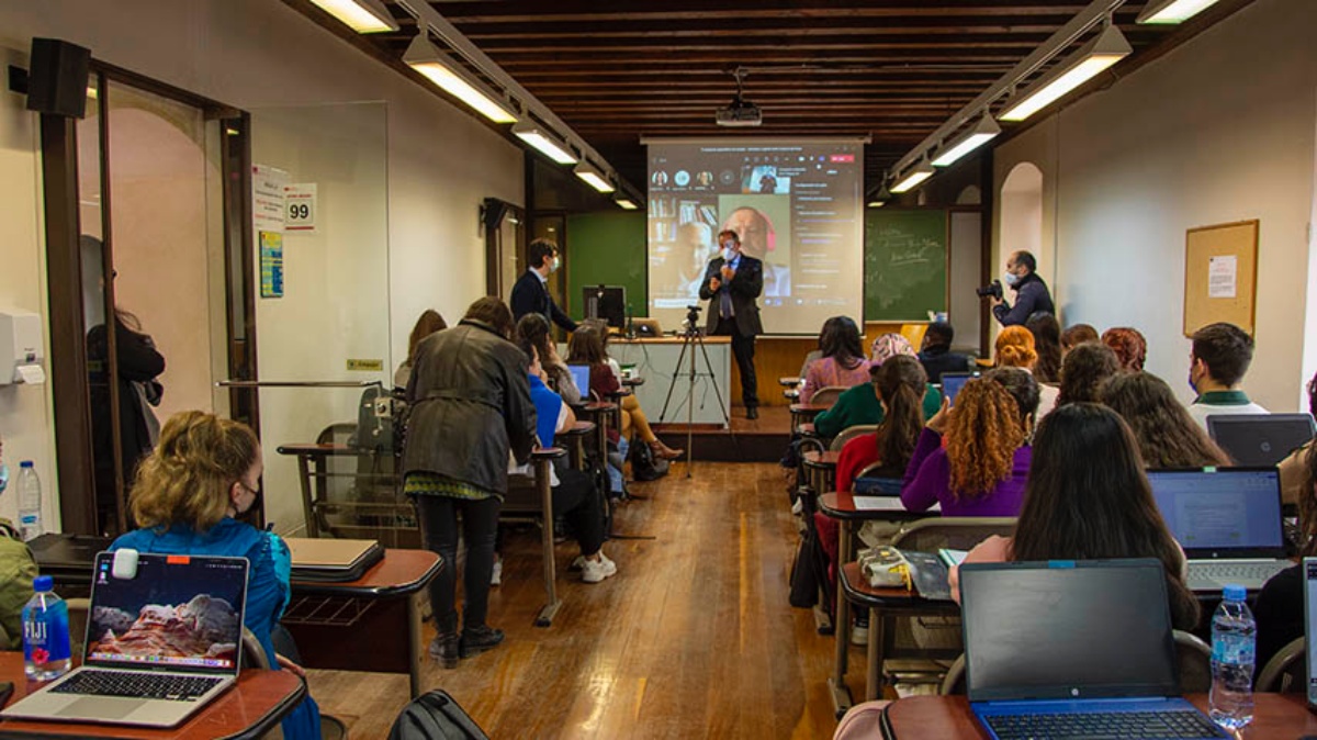 Seminario de la guerra entre Rusia y Ucrania en la UCLM