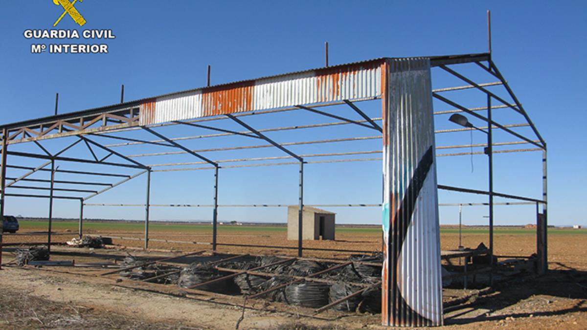 La Guardia Civil detiene a cinco miembros de un clan familiar por robos y hurtos en explotaciones agrícolas / Guardia Civil