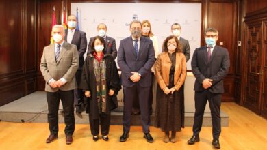 La embajadora de Túnez en España visita la oficina 'Impulsa Guadalajara'