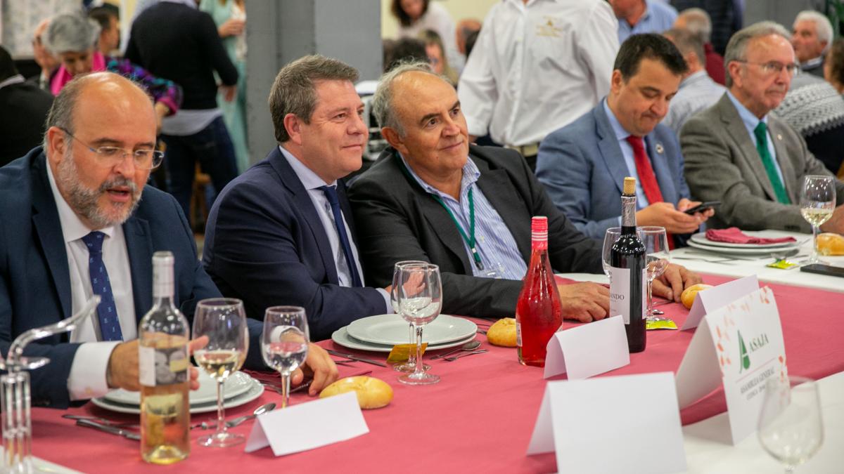 El presidente de Castilla-La Mancha, Emiliano García-Page, ha asistido al almuerzo que la organización agraria ASAJA celebra tras la Asamblea Anual de la organización en Cuenca / JCCM