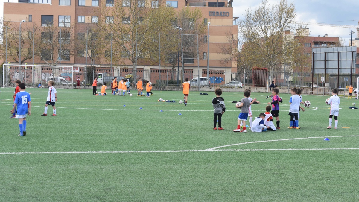 'DiverSemana Santa 2022' y las actividades deportivas de los clubes consiguen fomentar hábitos saludables entre los más pequeños y asegurar la conciliación familiar en Ciudad Real / Fotos: Ayuntamiento Ciudad Real
