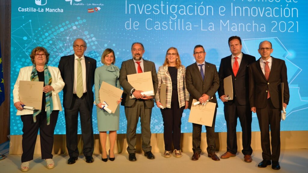 El Gobierno regional reconoce la labor investigadora de la Universidad de Castilla-La Mancha / UCLM