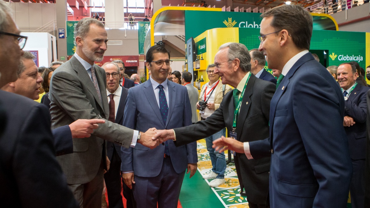 Globalcaja reafirma en FENAVIN su liderazgo en el sector agroalimentario / Globalcaja