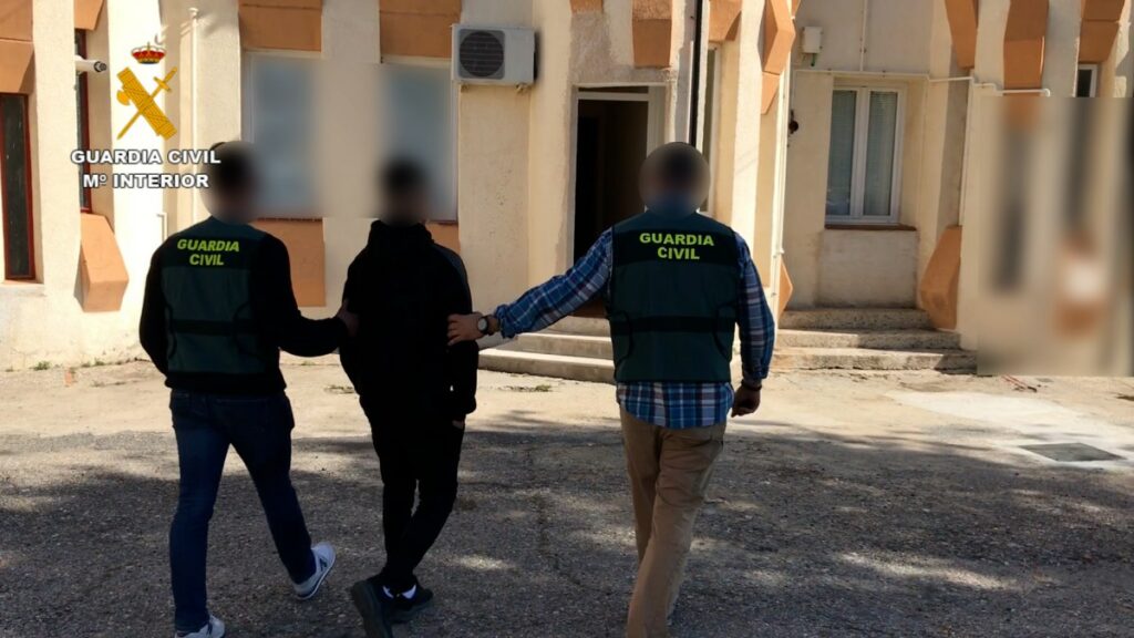 La Guardia Civil desarticula el bloque de la banda juvenil violenta “Blood” que operaba en la provincia de Toledo