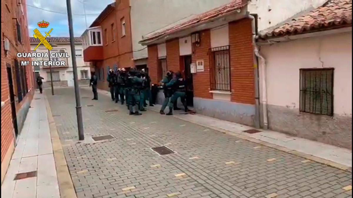 La Guardia Civil detiene a dos personas por robo con violencia e intimidación en Guadalajara