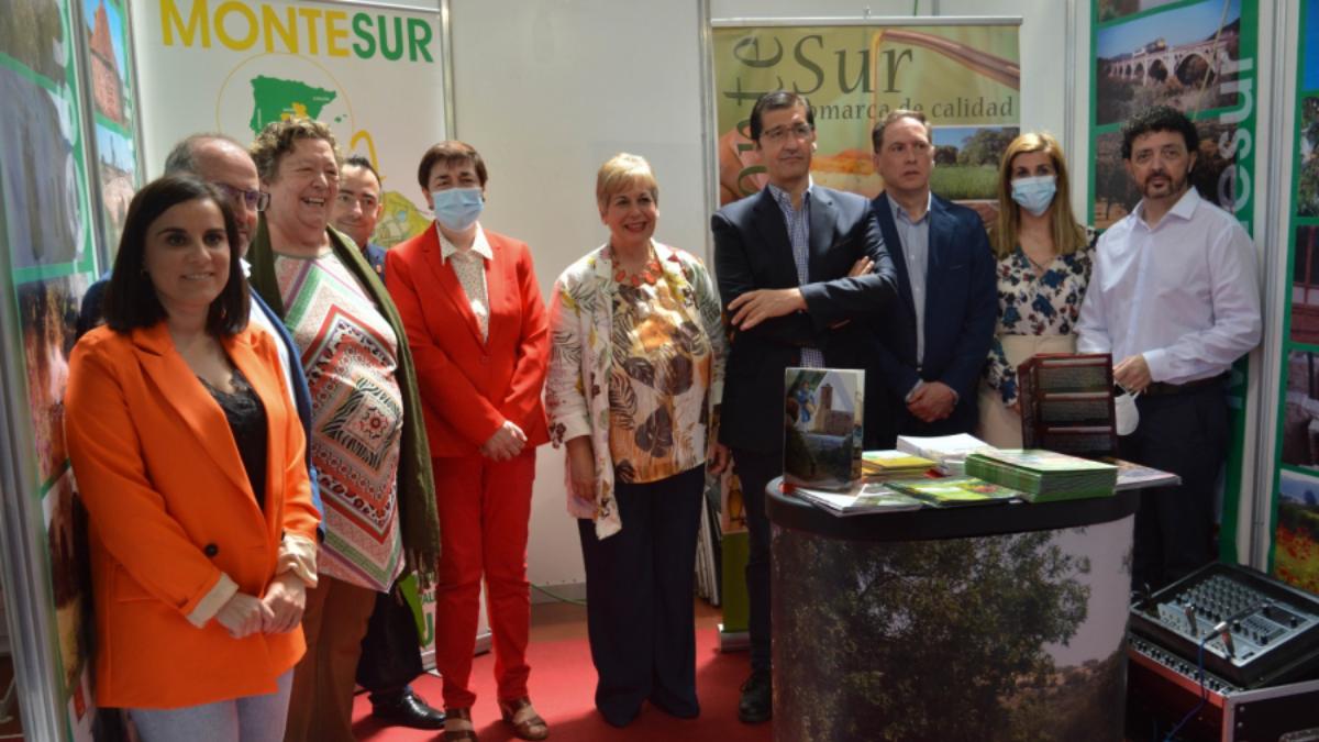 Caballero pone en valor la apuesta por la calidad y la sostenibilidad de los hosteleros y ganaderos de la provincia / Foto: Diputación de Ciudad Real 
