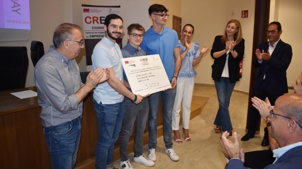 El IMPEFE y la UCLM clausuran la primera edición de desarrollo de ideas empresariales Crece Ciudad Real  / Ayto Ciudad Real