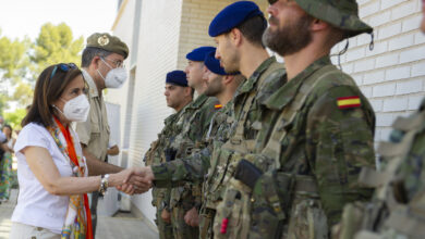 La ministra de Defensa, Margarita Robles, visita el Batallón de Helicópteros de Ataque (BHELA I) en la Base "Coronel Sánchez Bilbao" de Almagro, Ciudad Real / EFE/Jesús Monroy