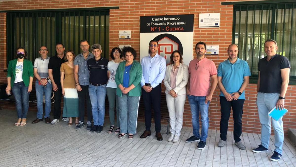 El Gobierno regional tramita 816 solicitudes del Programa Acredita en procedimiento abierto con las Oficinas Empleo e Institutos de Educación Secundaria de Cuenca / JCCM