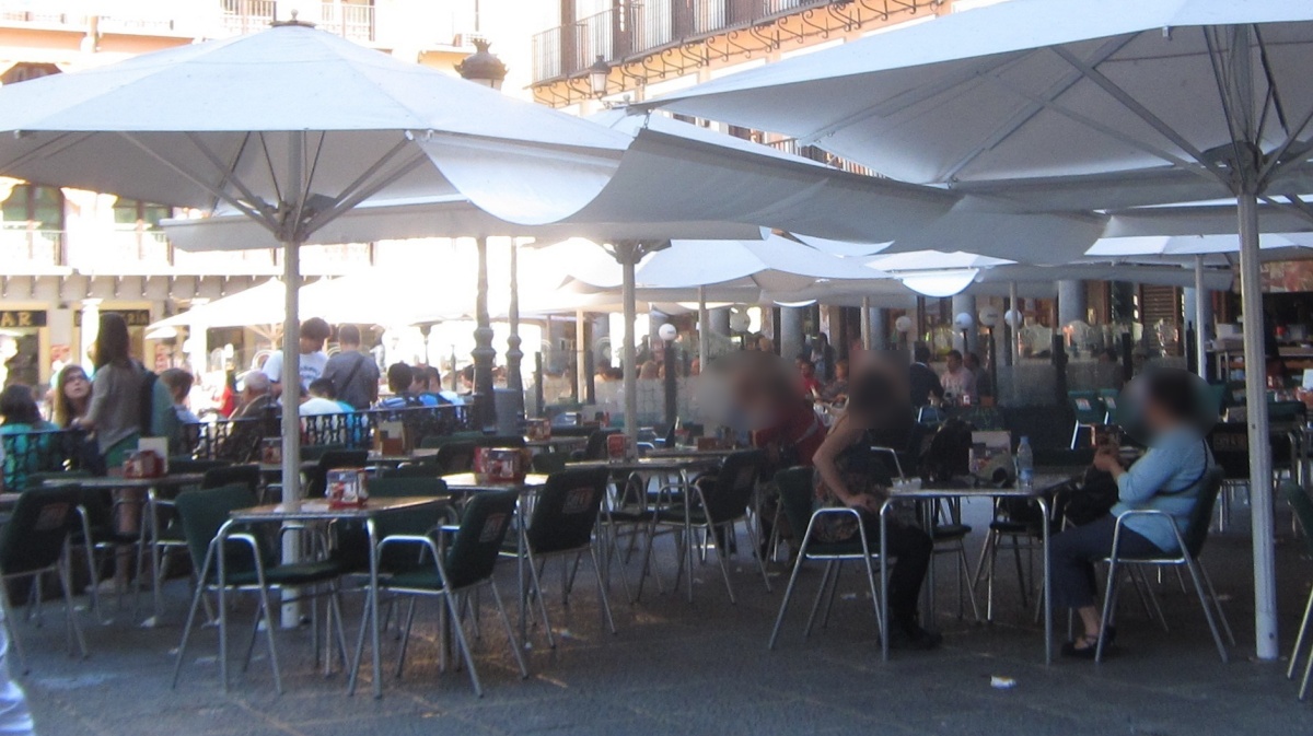 Terraza de verano / Imagen de archivo Europa Press