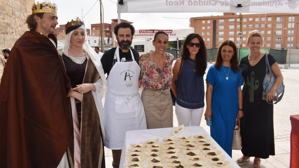 Ciudad Real celebra el Día Mundial de la Tapa con una degustación y una representación escénica sobre su origen / Ayto. Ciudad Real
