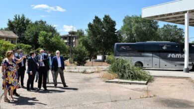 El Gobierno de Castilla-La Mancha firma el contrato de las obras de la remodelación de la estación de autobuses de Manzanares / Foto: JCCM