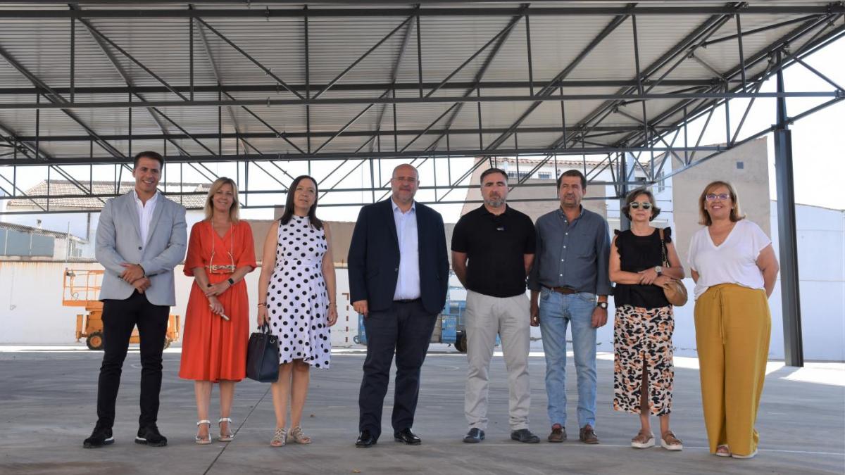Visita del vicepresidente autonómico a las obras de mejora del Colegio Público ‘El Santo’ / Foto: JCCM