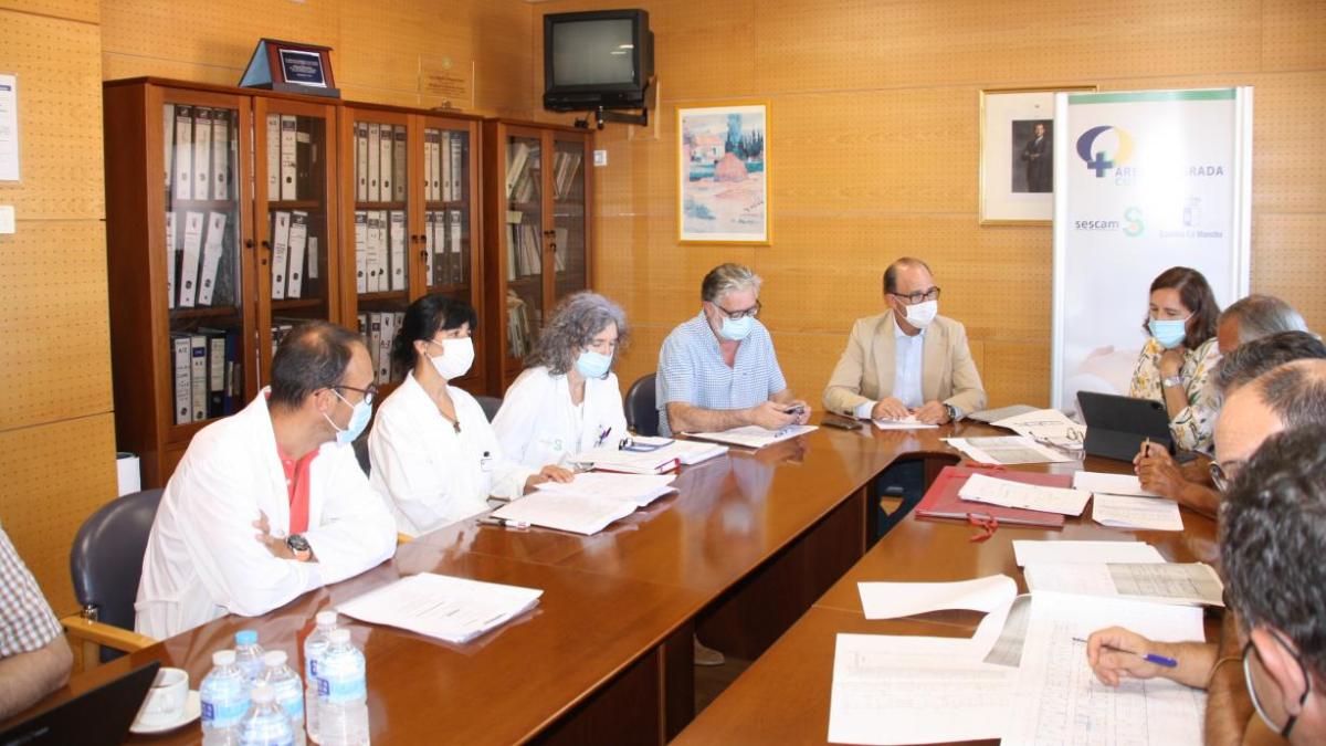 El Gobierno de Castilla-La Mancha cierra el primer ciclo de reuniones con servicios hospitalarios de apoyo al diagnóstico y tratamiento del nuevo Hospital Universitario de Cuenca / Foto: JCCM