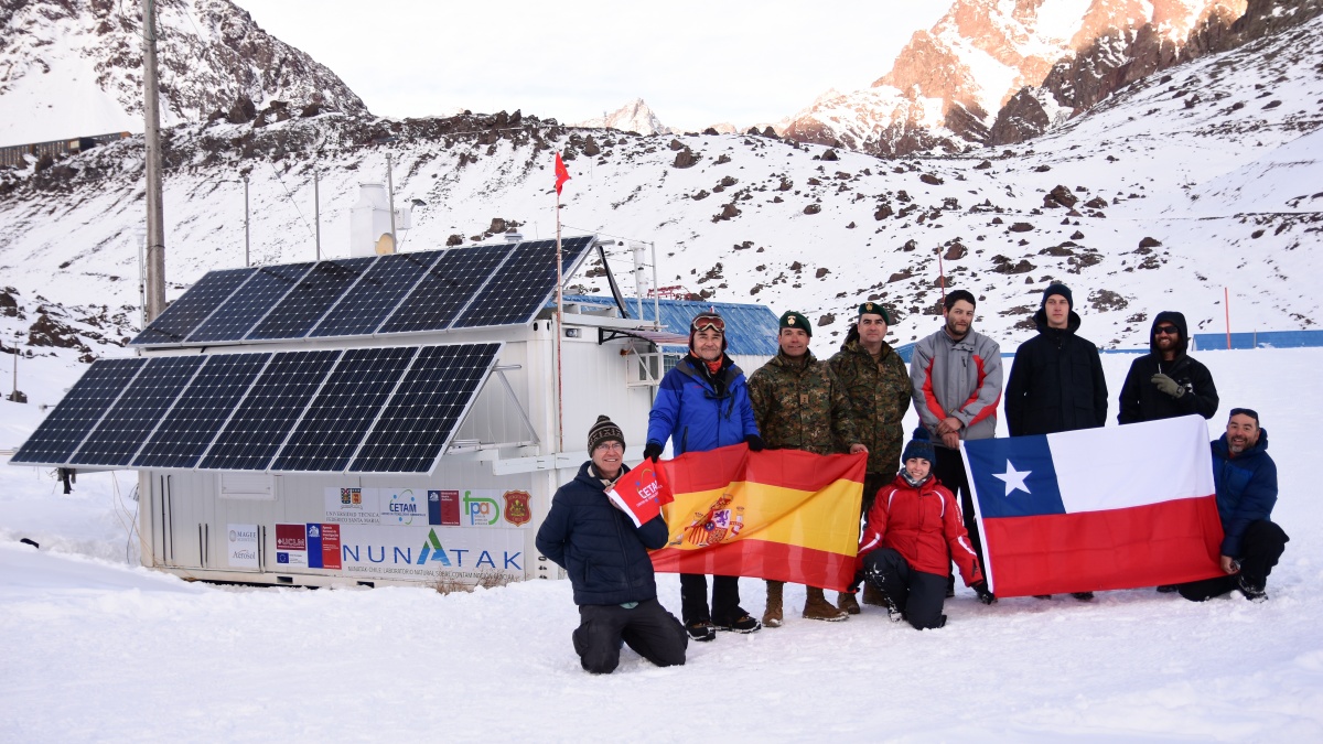 Investigadores de la UCLM confirman el impacto que tienen las partículas de combustión sobre los glaciares de los Andes / UCLM