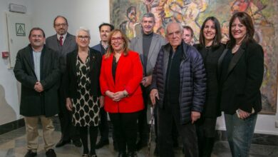 Toledo, 27 de febrero de 2024.- La viceconsejera de Cultura y Deportes, Carmen Teresa Olmedo, ha asistido a la inauguración de la exposición ‘Prior. 70 años de pintura revelando lo que la realidad esconde’, en el Museo de Santa Cruz. (Foto: A. Pérez Herrera // JCCM)