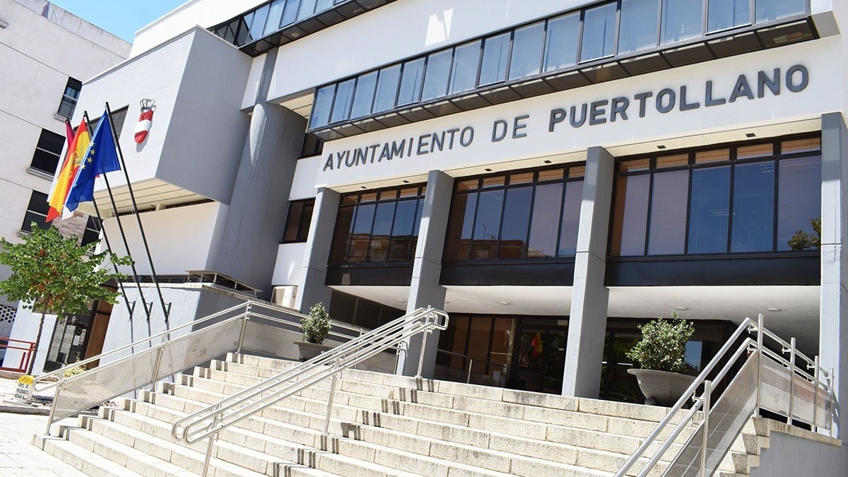 Fachada del Ayuntamiento de Puertollano. AYUNTAMIENTO (Foto de ARCHIVO) 03/8/2017