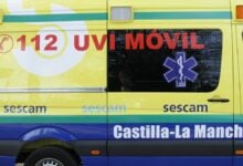 Fallece una persona tras las colisión entre un turismo y un camión en Yebes (Guadalajara) Fallece una persona tras las colisión entre un turismo y un camión en Yebes (Guadalajara). El ocupante de un turismo ha fallecido este miércoles tras colisionar contra un camión en la N-320 a su paso por el municipio guadalajareño de Yebes, según han informado a Europa Press fuentes del Servicio de Atención y Coordinación de Urgencias y Emergencias 112 de Castilla-La Mancha. (Foto de ARCHIVO) 22/3/2013