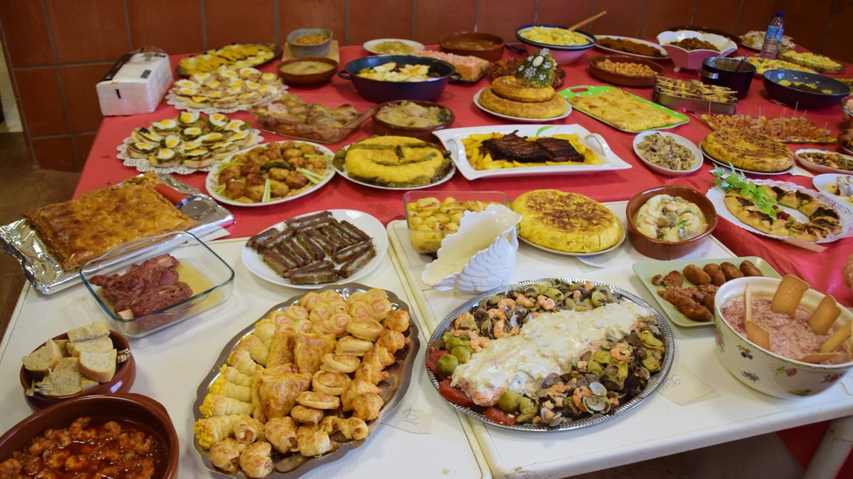 Fotografías De Ambiente, Bailes Y Comidas Del Concurso Gastronómico AYUNTAMIENTO DE ALHAURÍN DE LA TORRE (Foto de ARCHIVO) 05/8/2023