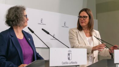 Toledo, 5 de junio de 2024.- La consejera Portavoz del Gobierno regional, Esther Padilla, y la consejera de Desarrollo Sostenible, Mercedes Gómez, comparecen en rueda de prensa, en el Palacio de Fuensalida, para informar sobre los acuerdos adoptados el Consejo de Gobierno. (Fotos: A. Pérez Herrera // JCCM)