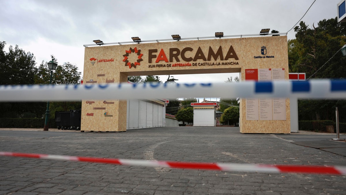TOLEDO, 09/10/2024.- El comité organizador de la Feria de Artesanía de Castilla-La Mancha, FARCAMA, ha suspendido la inauguración institucional de la 43 edición de la feria, prevista para mañana miércoles, y la actividad de la primera jornada en el parque de la Vega, ante la previsión meteorológica en la ciudad de Toledo.EFE/ Ismael Herrero