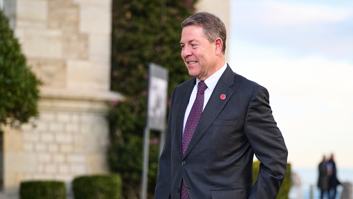 (Foto de ARCHIVO) El presidente de la Junta de Castilla-La Mancha, Emiliano García-Page, a su llegada a la XXVII Conferencia de Presidentes, en el Palacio de la Magdalena, a 13 de diciembre de 2024, en Santander, Cantabria (España). La conferencia se celebra tras más de dos años sin convocarse, en una cita en la que el foco está puesto en la financiación autonómica en Cataluña, aunque el orden del día también incluye vivienda, migración y sanidad. C. Ortiz / Europa Press 13 DICIEMBRE 2024;CONFERENCIA;PRESIDENTES;CCAA;COMUNIDADES AUTÓNOMAS 13/12/2024