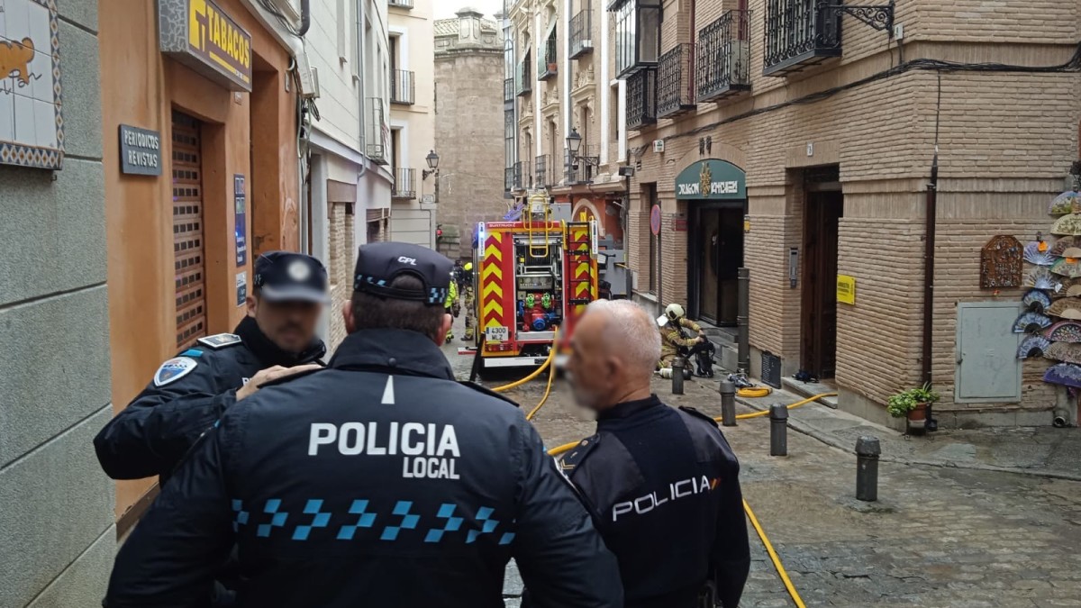 El incendio en la calderas de la vivienda de un edificio del Casco de Toledo obliga a desalojar a los vecinos EUROPA PRESS 19/12/2024